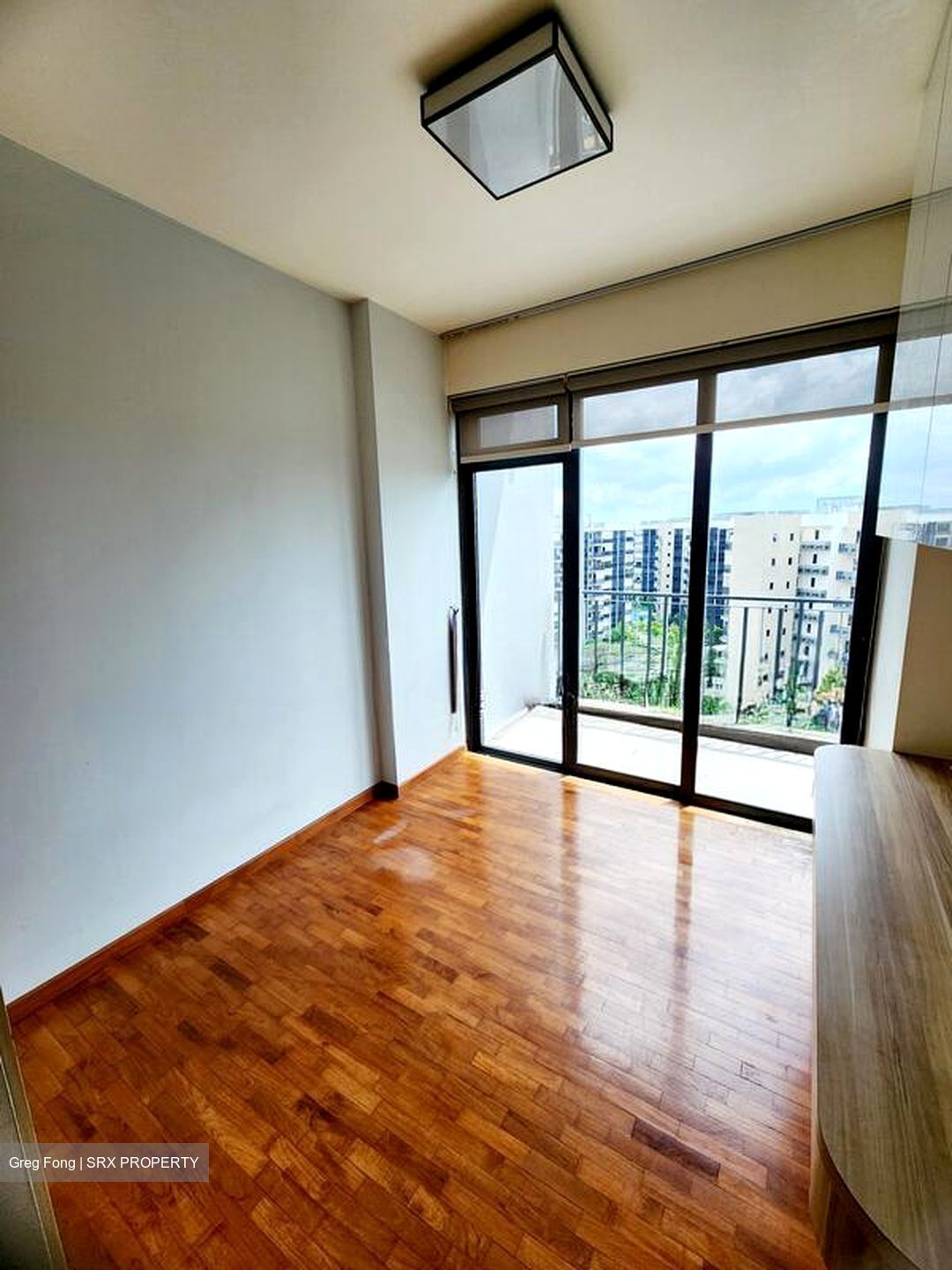 Esparina Residences (D19), Condominium #517412331